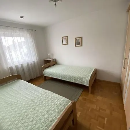 Διαμέρισμα Ferienwohnung Kirschner Κάρλσφελντ